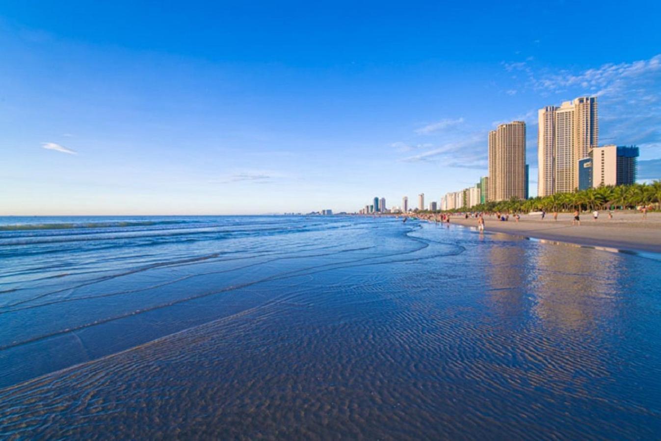 Golden Sun Apartment By New Sky Travel Da Nang Buitenkant foto