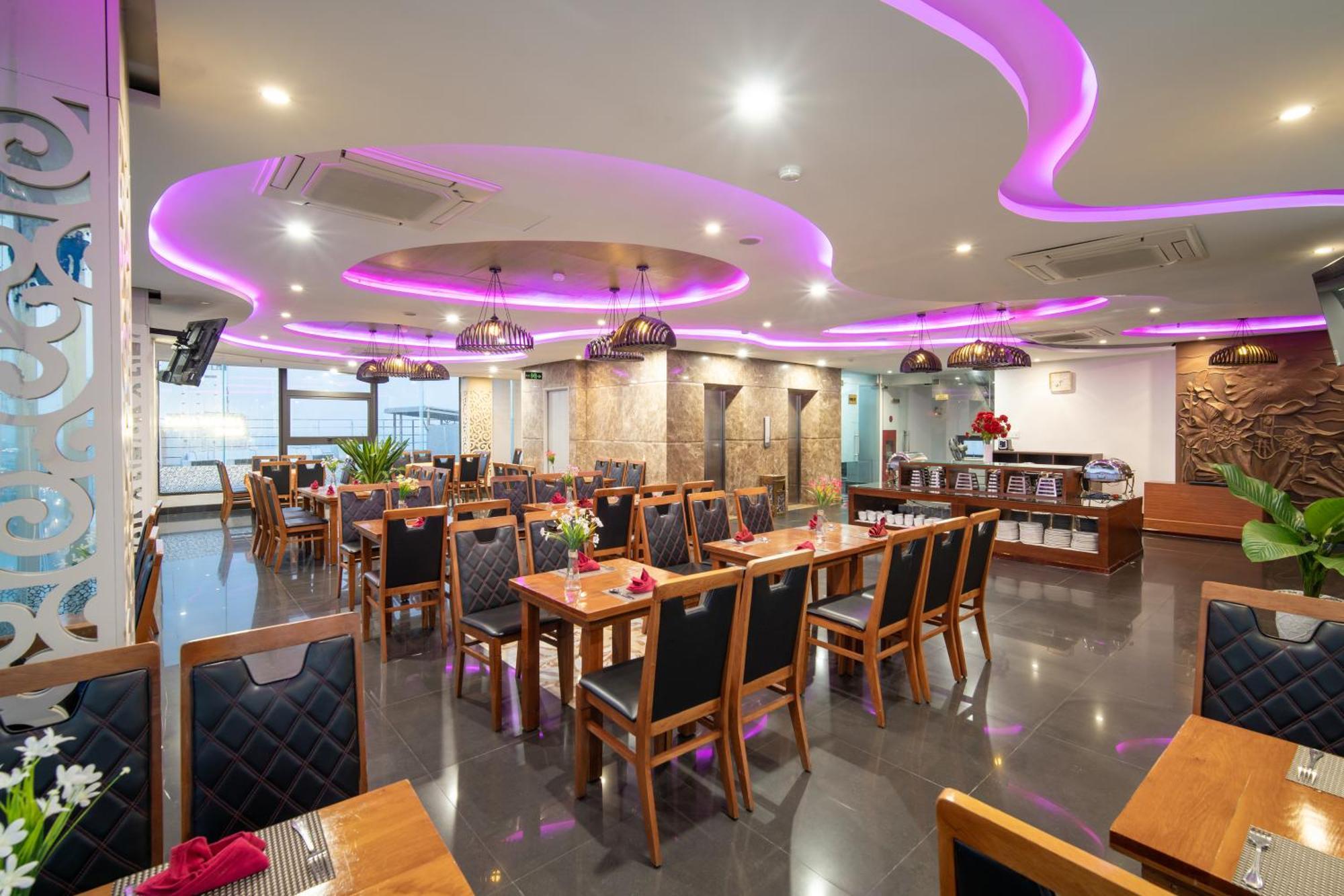Golden Sun Apartment By New Sky Travel Da Nang Buitenkant foto