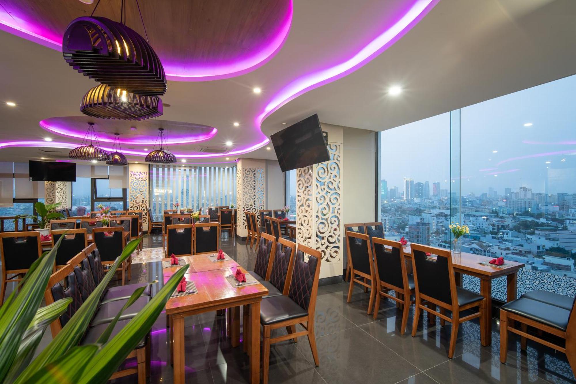 Golden Sun Apartment By New Sky Travel Da Nang Buitenkant foto