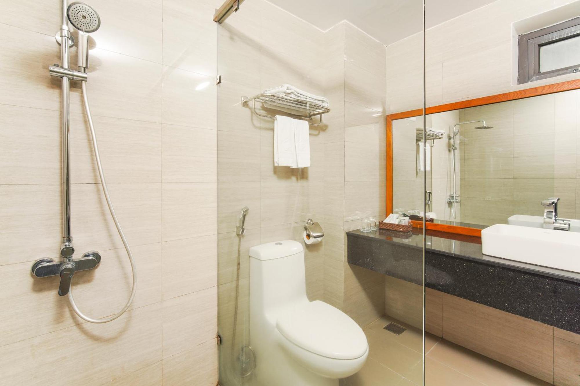 Golden Sun Apartment By New Sky Travel Da Nang Buitenkant foto